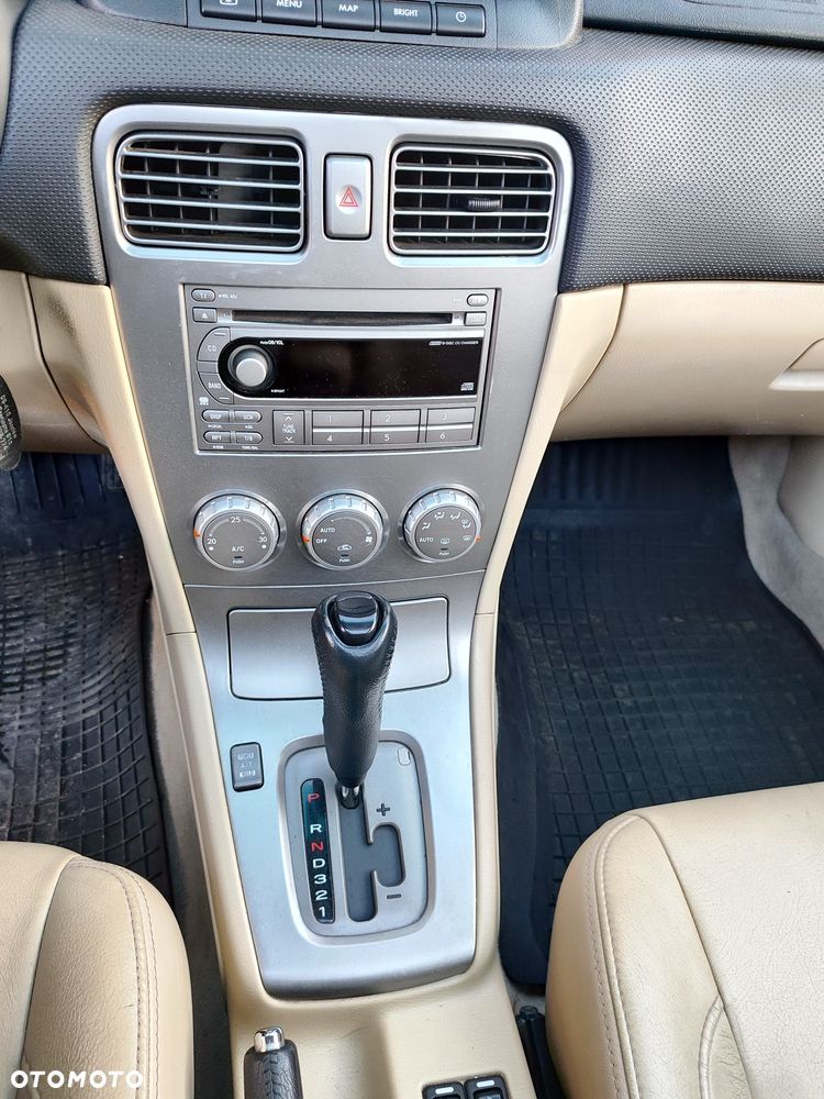 Subaru Forester - 12