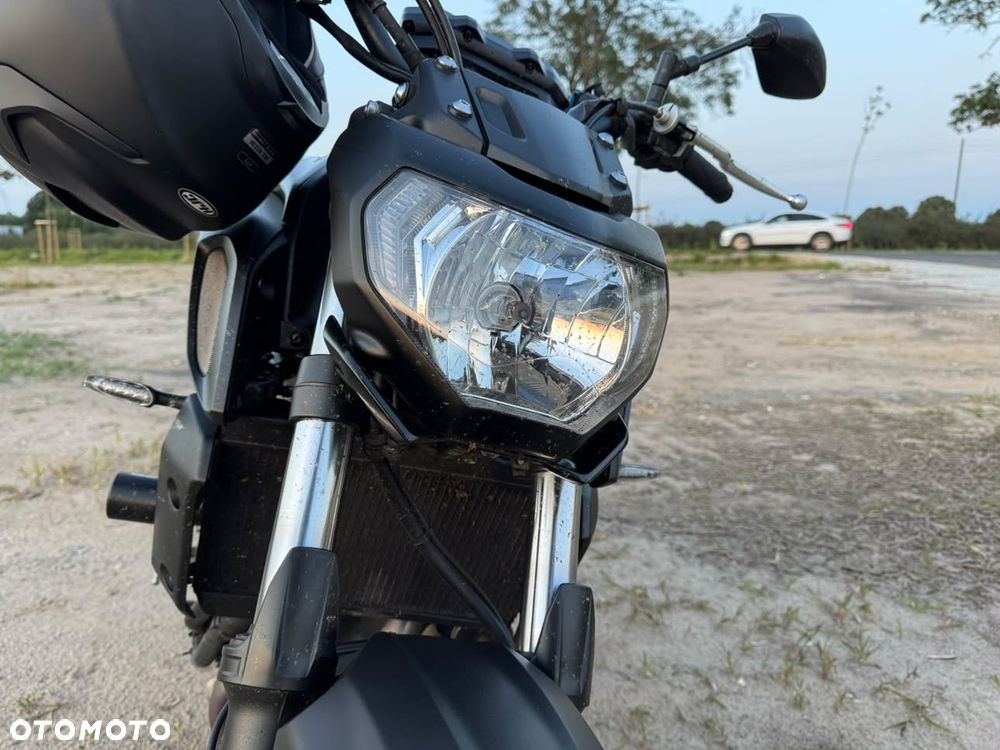 Yamaha MT - 8