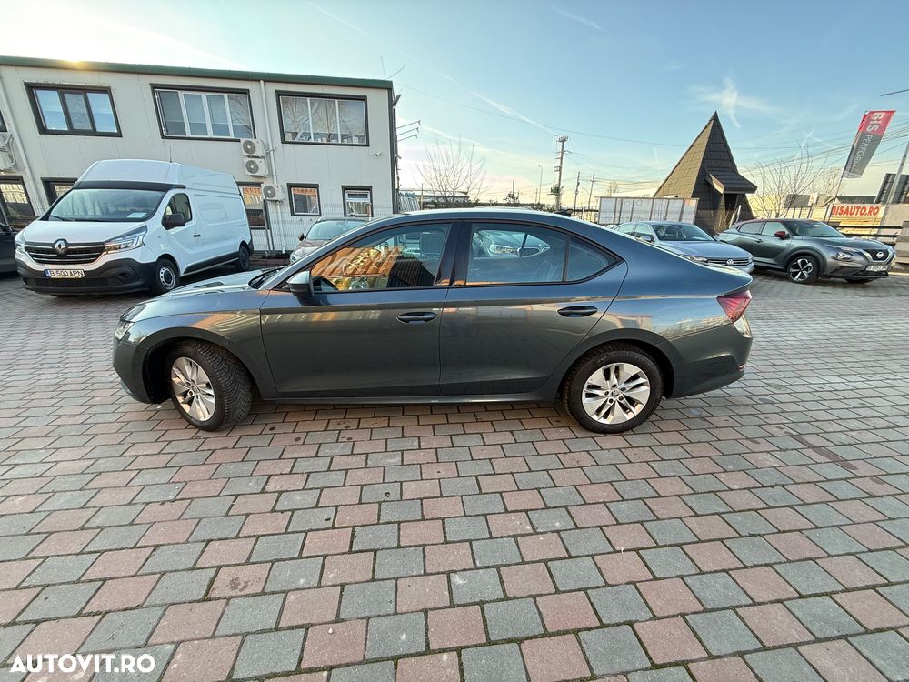 Skoda Octavia 2.0 TDI DSG Ambition - 12