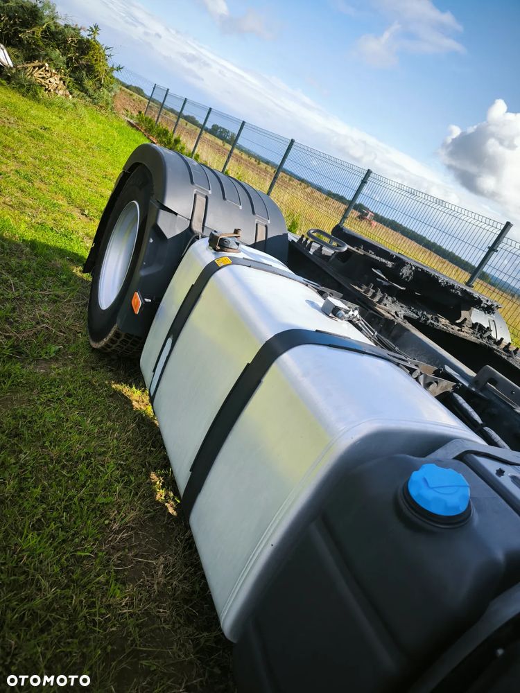 Renault T480 HIGH CAB - 3