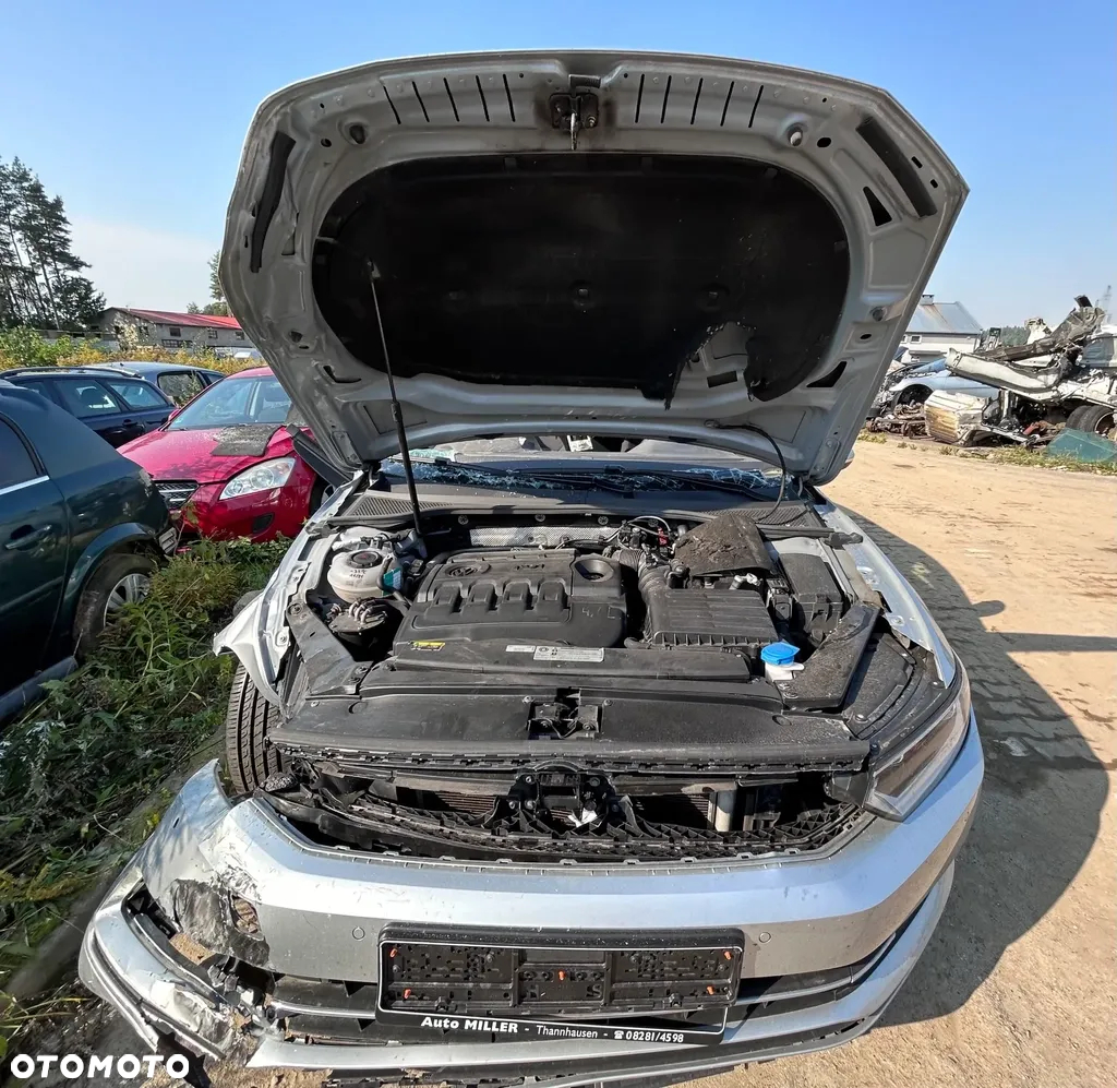 Volkswagen Passat - 6