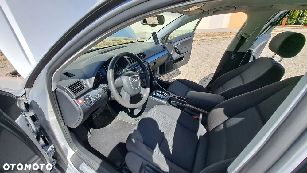 Audi A4 Avant - 9