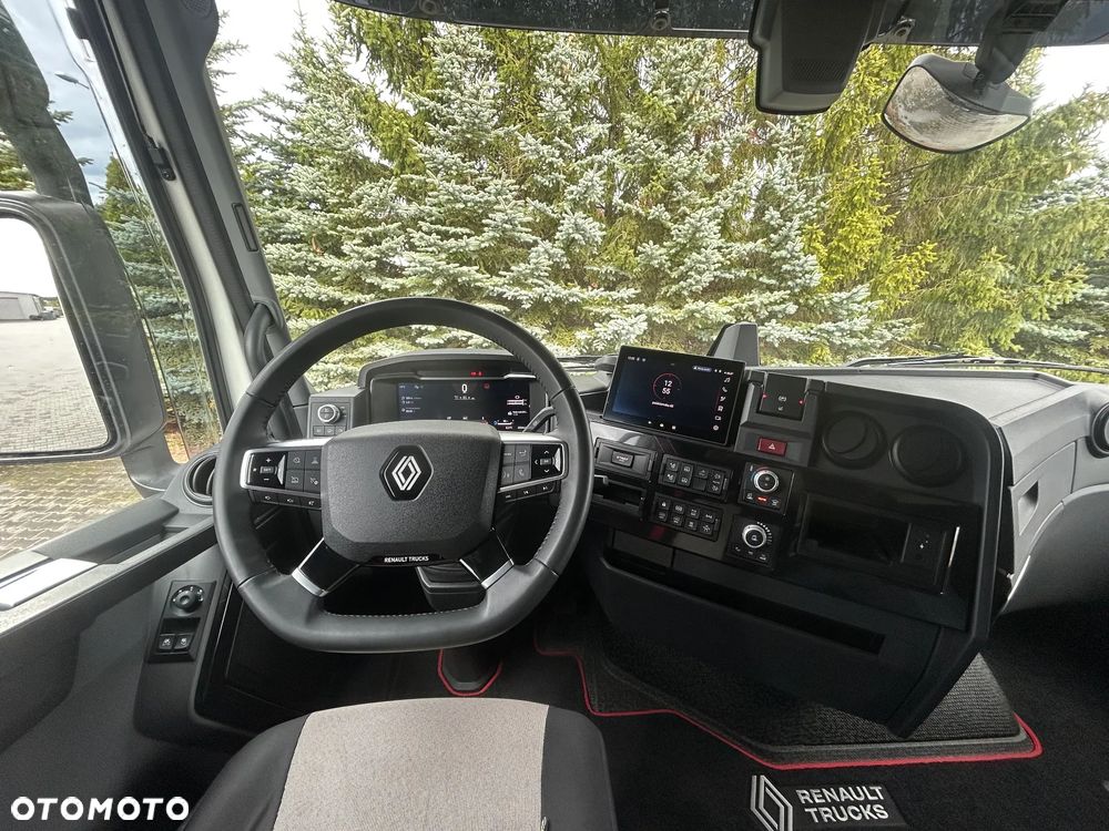 Renault T - 5