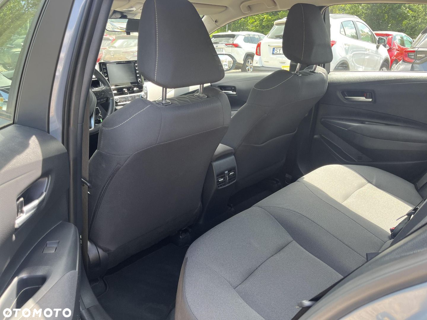Toyota Corolla - 21