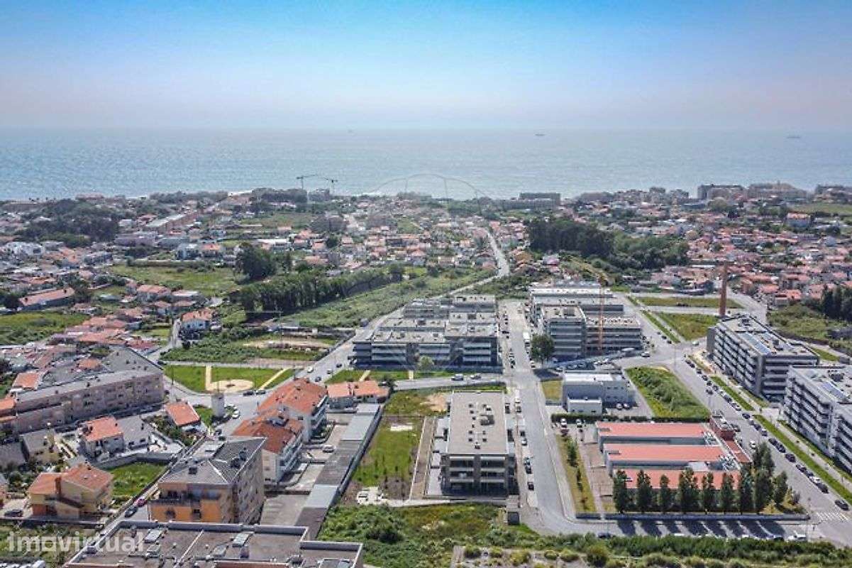 Apartamento T2 para arrendamento - Grande imagem: 2/16
