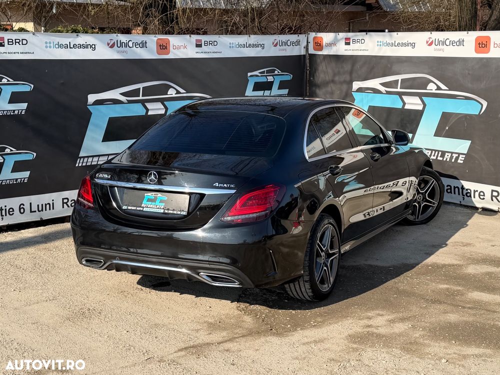Mercedes-Benz C 220 d 4Matic 9G-TRONIC AMG Line - 37