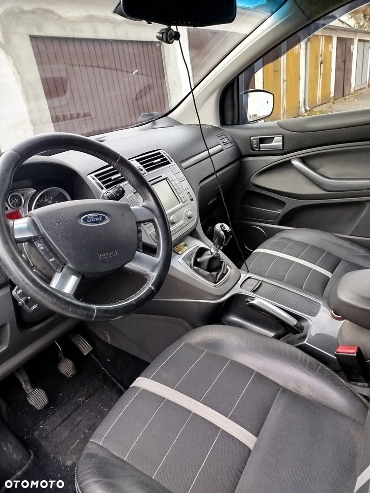 Ford Kuga 2.0 TDCi Individual - 11