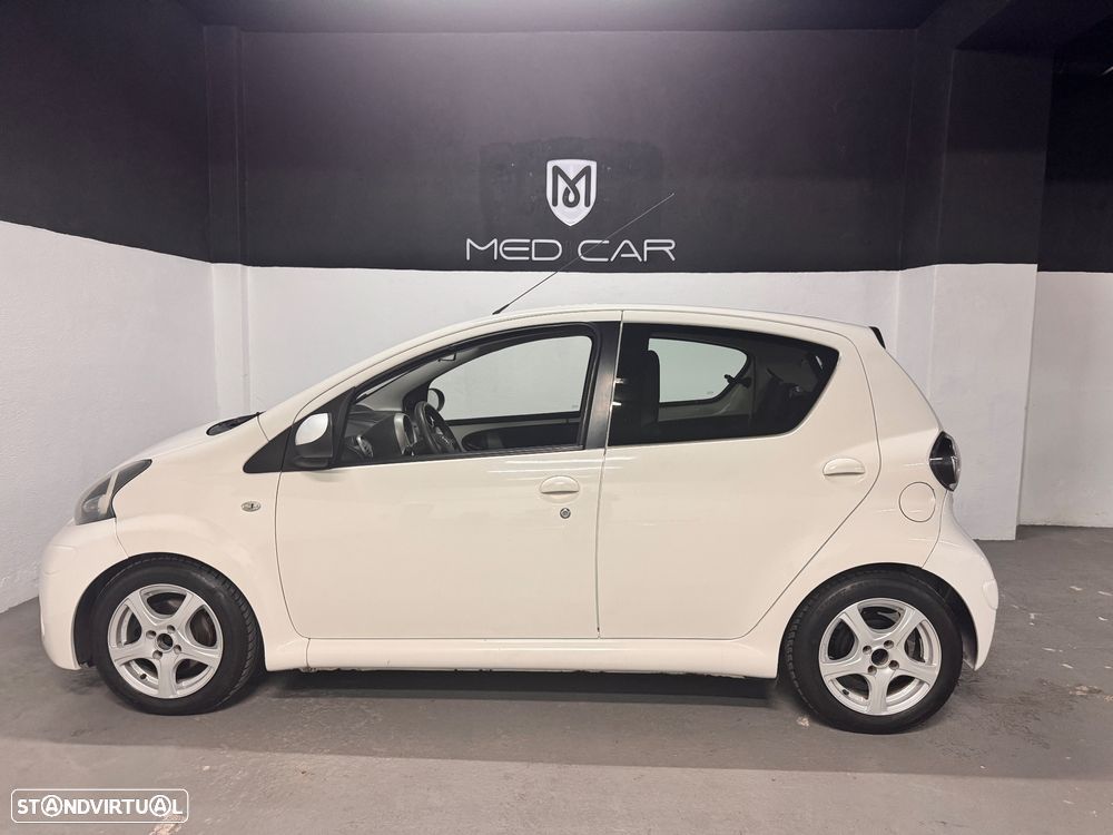 Toyota Aygo City - 10