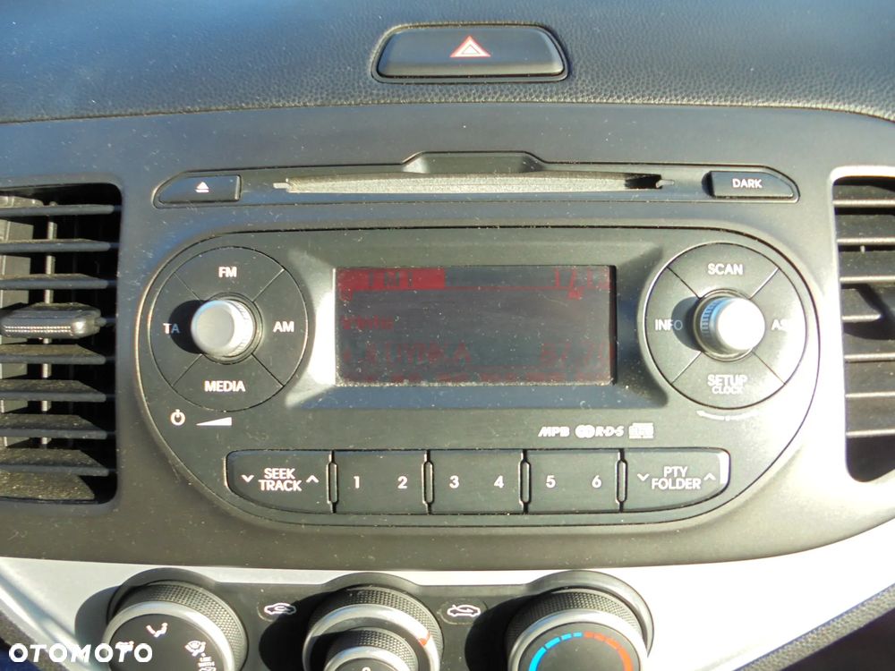 Kia Picanto 1.0 Attract - 9