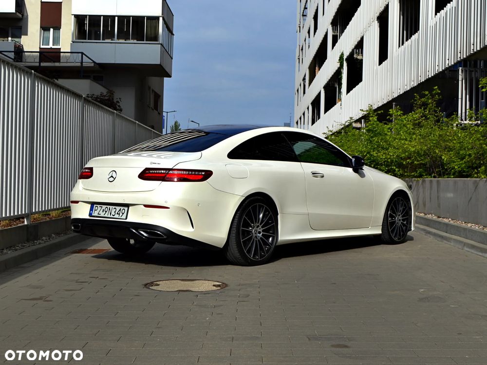 Mercedes-Benz Klasa E 220 d 4-Matic 9G-TRONIC - 6