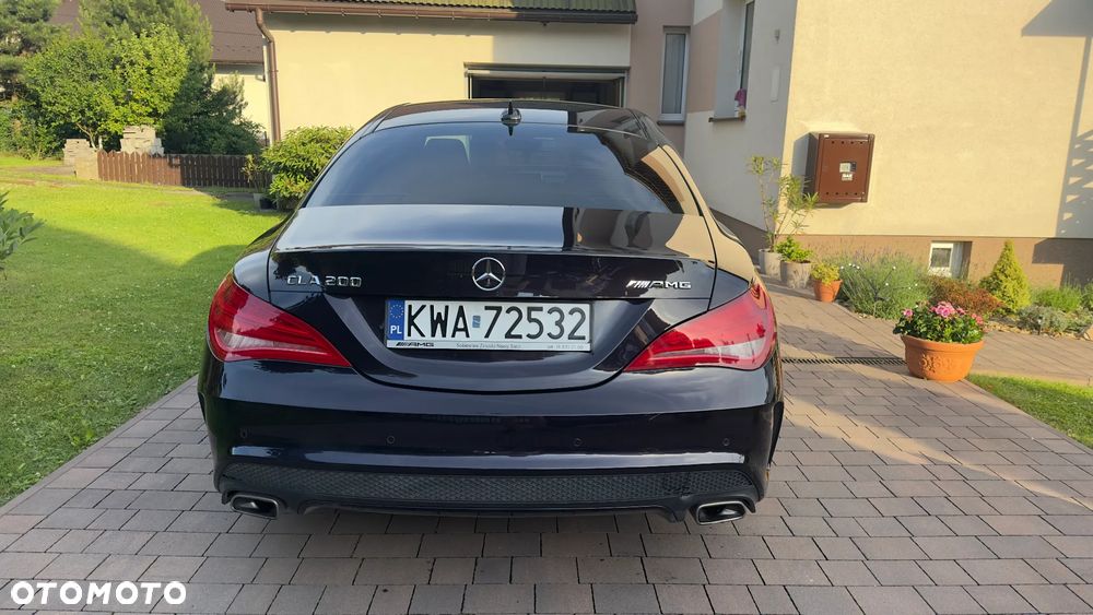 Mercedes-Benz CLA 200 7G-DCT AMG Line - 4