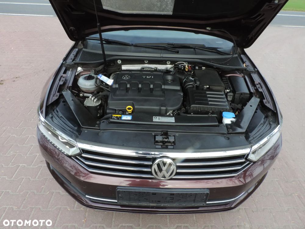 Volkswagen Passat 2.0 TDI SCR (BlueMotion Technology) Comfortline - 30