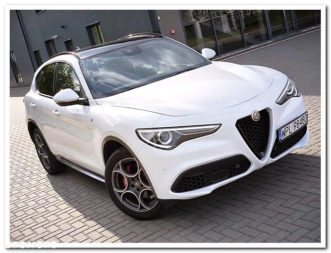 Alfa Romeo Stelvio 2.0 Turbo 16V AT8-Q4 Executive - 5