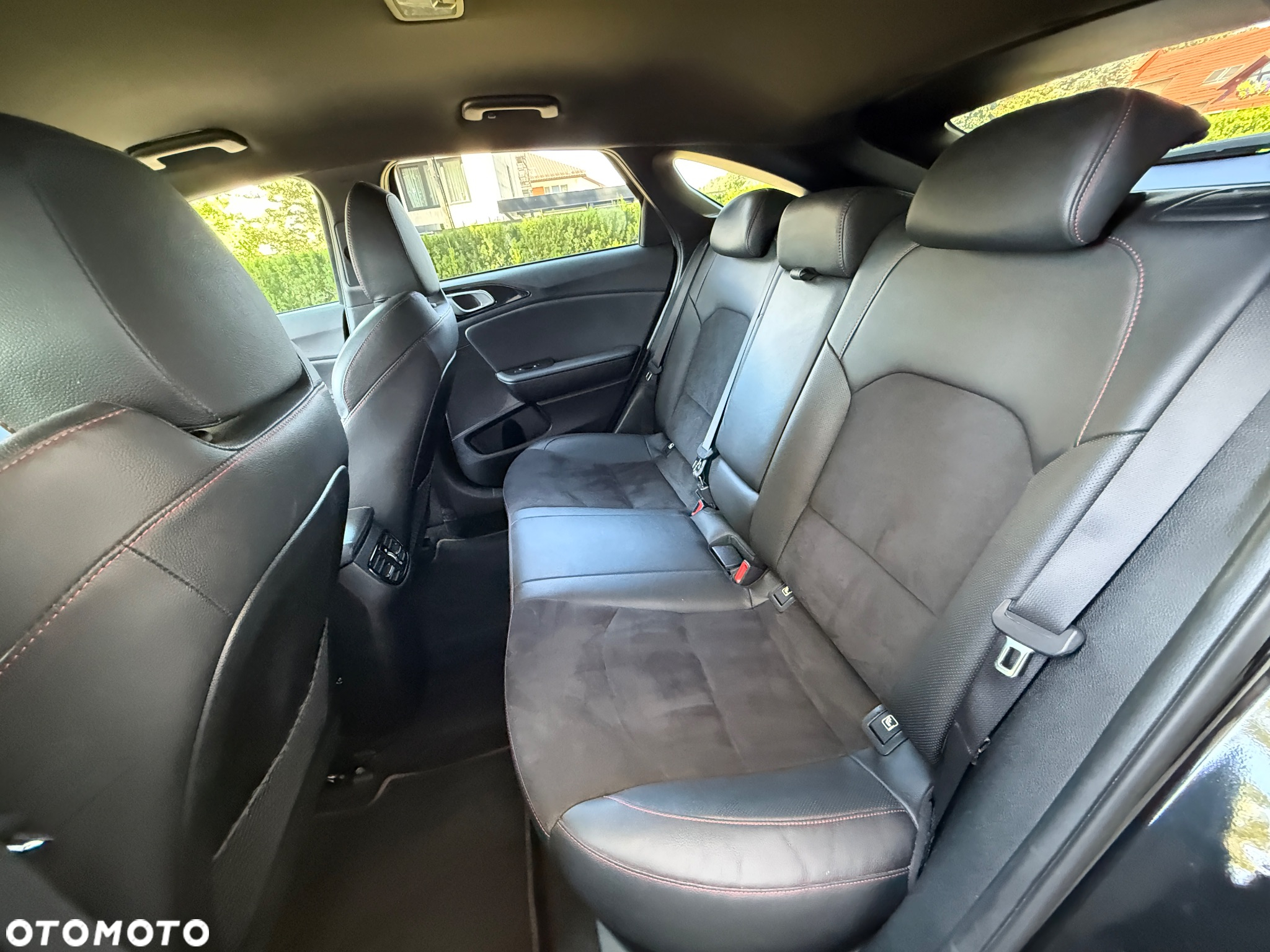Kia ProCeed 1.6 T-GDI GT - 27