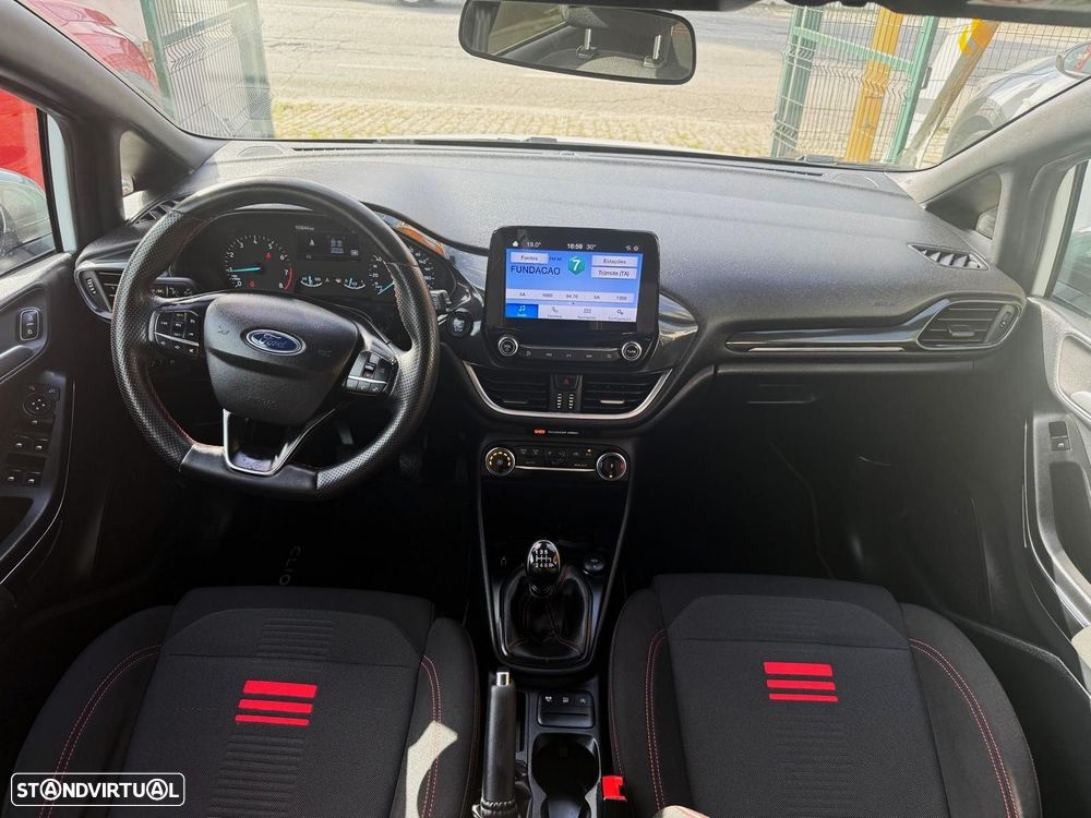 Ford Fiesta 1.0 EcoBoost ST-Line - 9