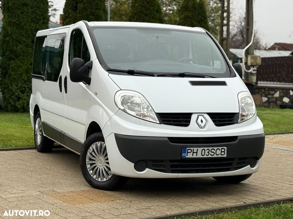 Renault Trafic - 2