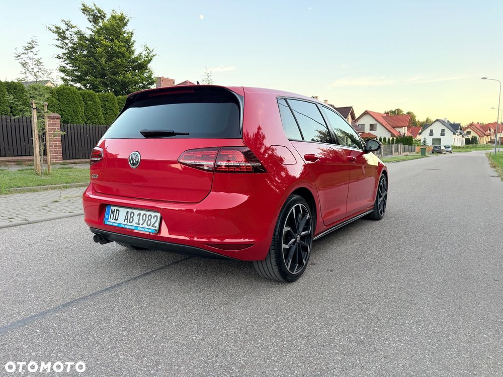 Volkswagen Golf - 20