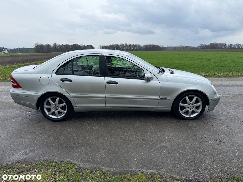 Mercedes-Benz Klasa C 200 CDI Classic - 4