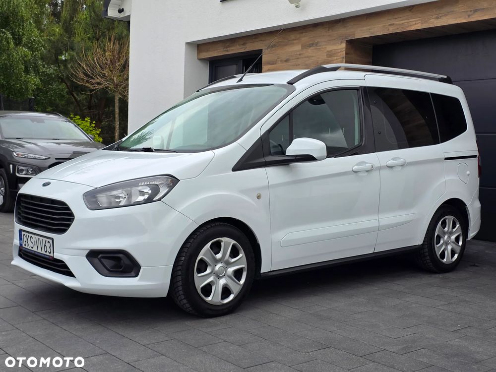 Ford Tourneo Courier 1.5 TDCi Titanium - 14