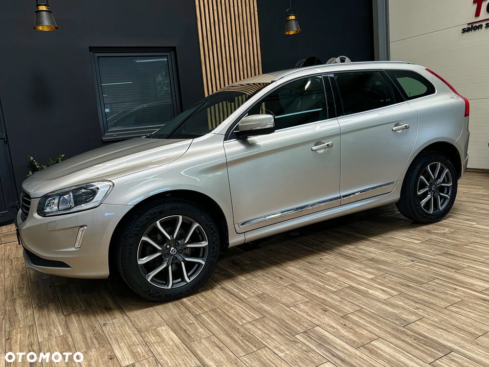 Volvo XC 60 D4 Momentum - 14