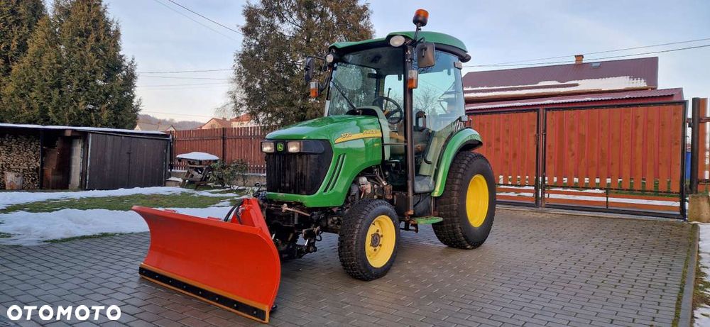 John Deere 3720 - 3