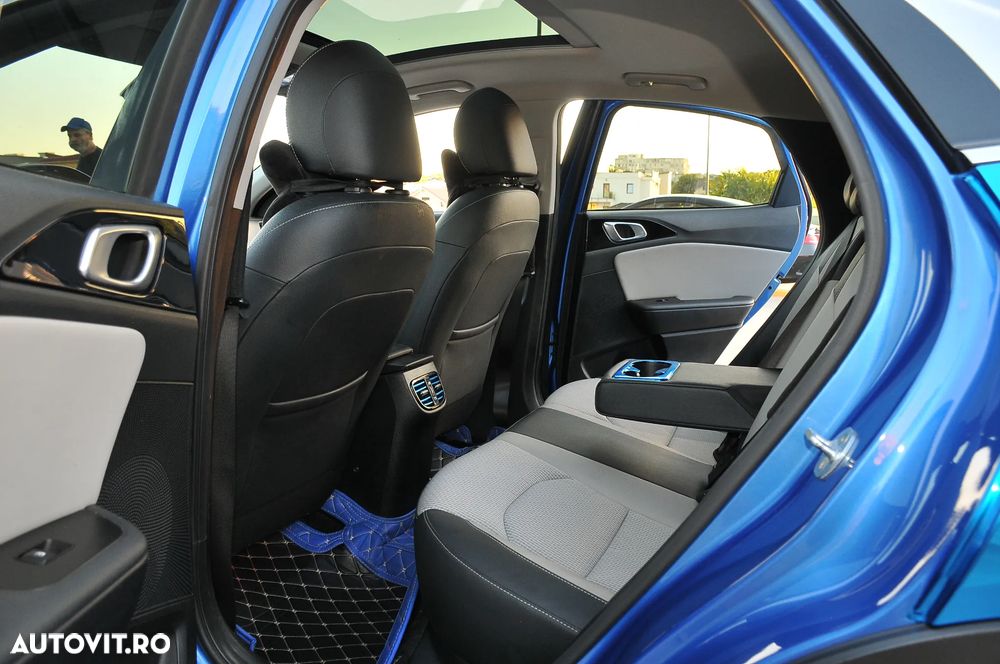 Kia XCeed 1.4 T-GDI 7DCT Style+ - 17