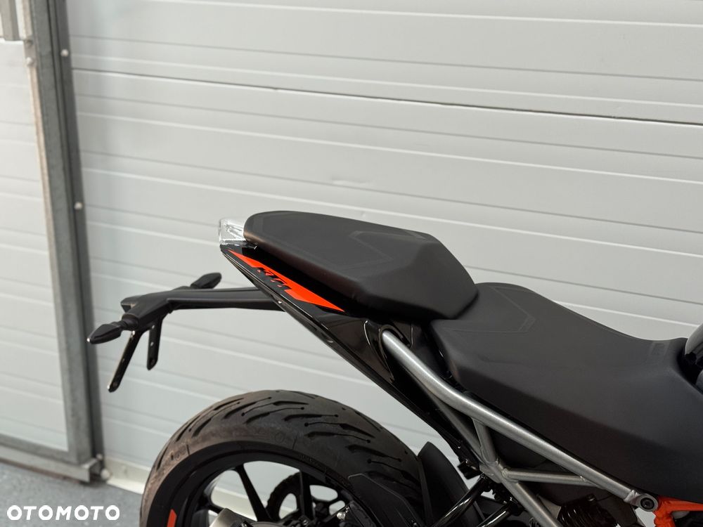 KTM Duke - 4
