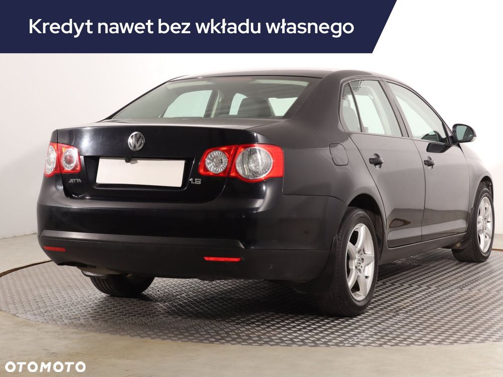 Volkswagen Jetta - 7