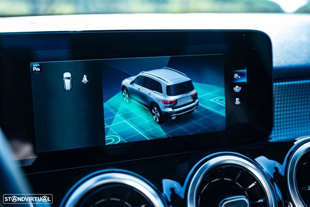 Mercedes-Benz GLB 180 d 8G-DCT Progressive - 28