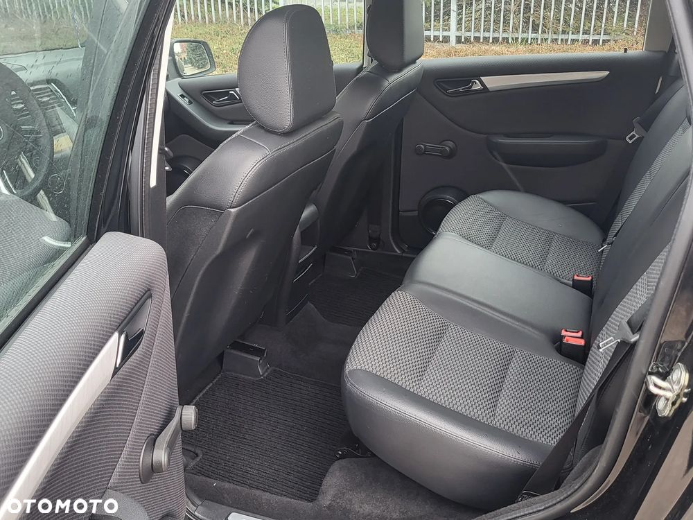 Mercedes-Benz Klasa B - 18