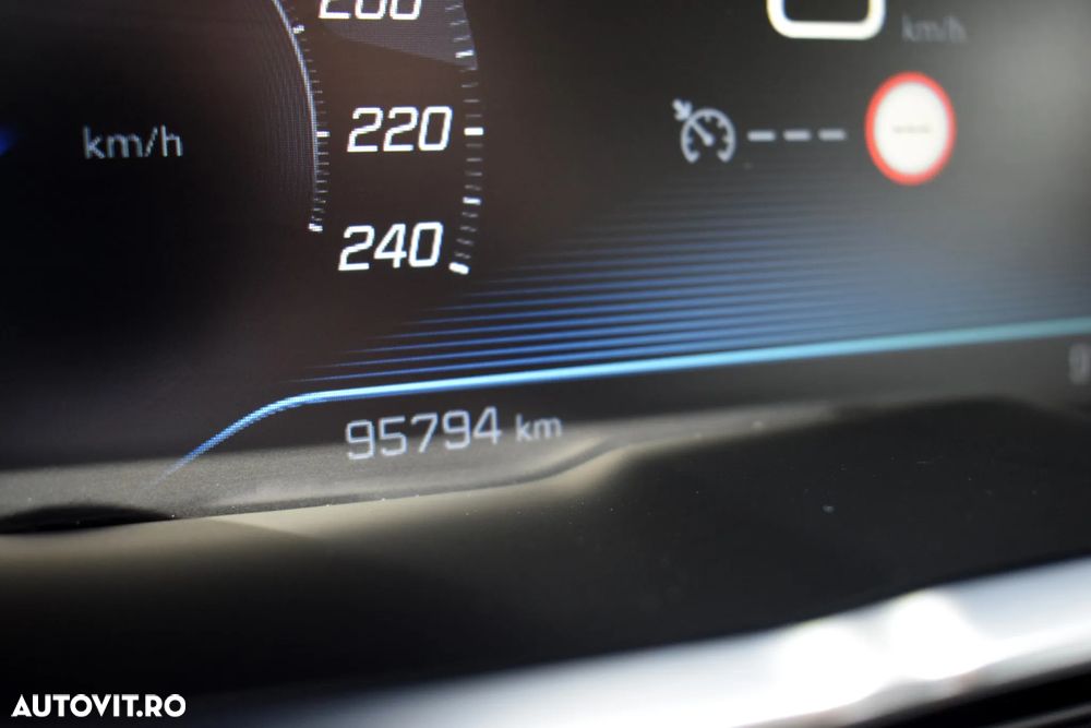 Peugeot 3008 PureTech 130 Stop & Start EAT6 Allure - 30