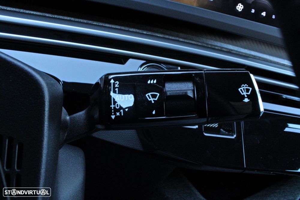Peugeot 3008 1.2 Hybrid Allure e-DCS6 - 11