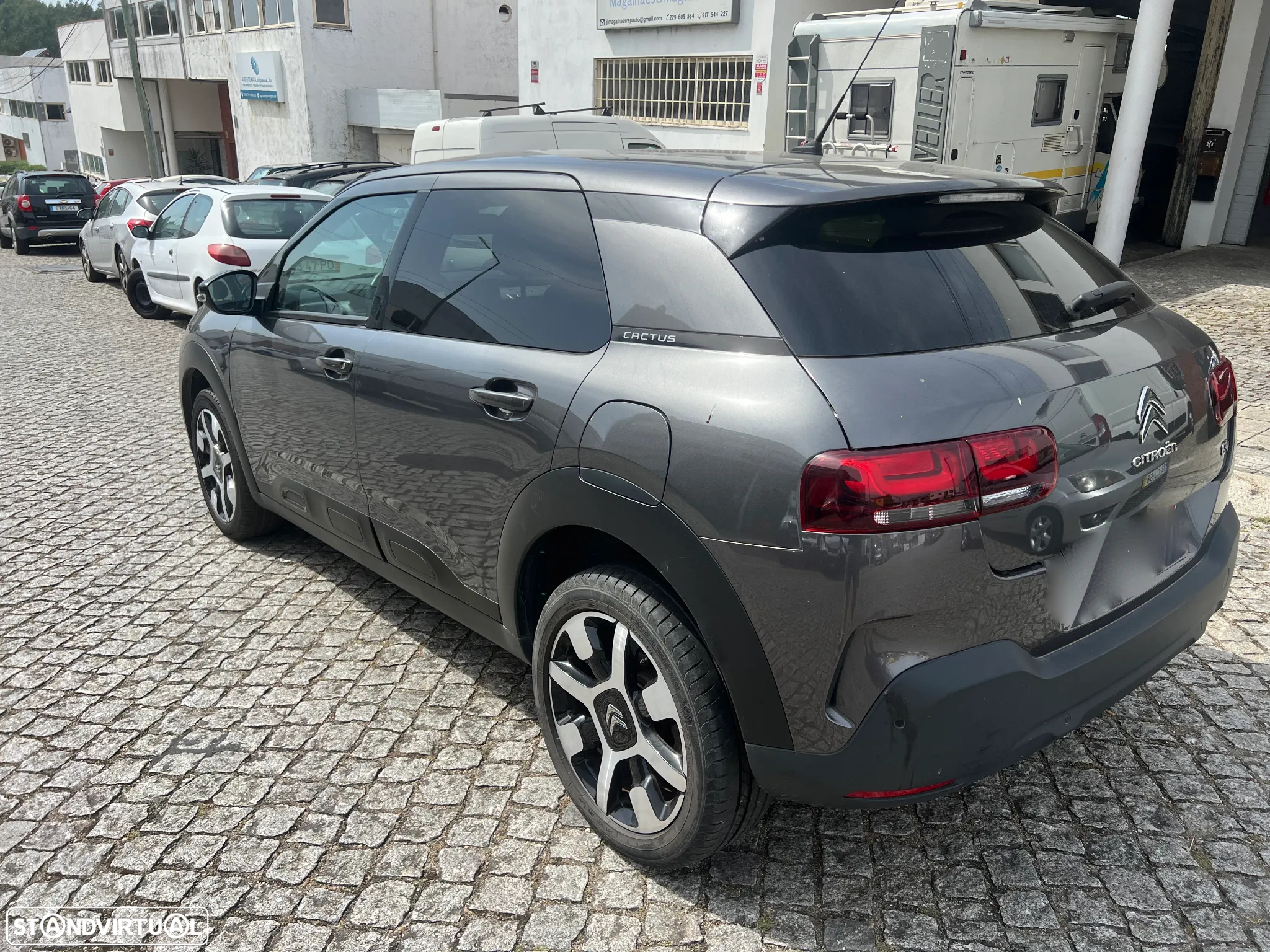 Citroën C4 Cactus 1.2 PureTech Shine - 12