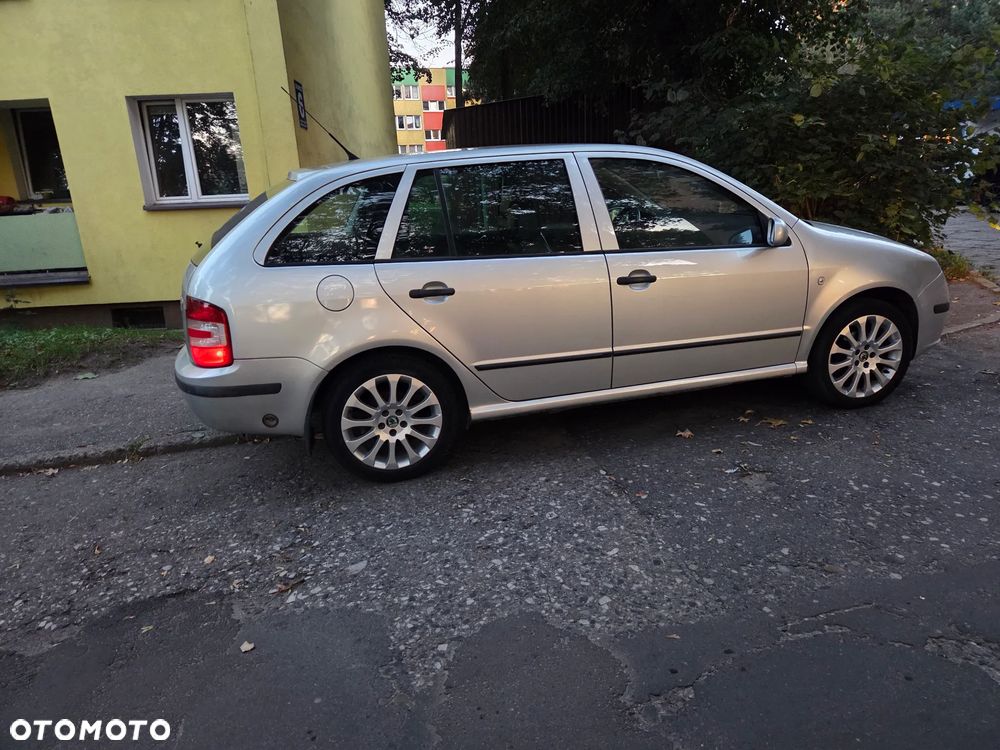 Skoda Fabia 1.4 16V Classic - 2