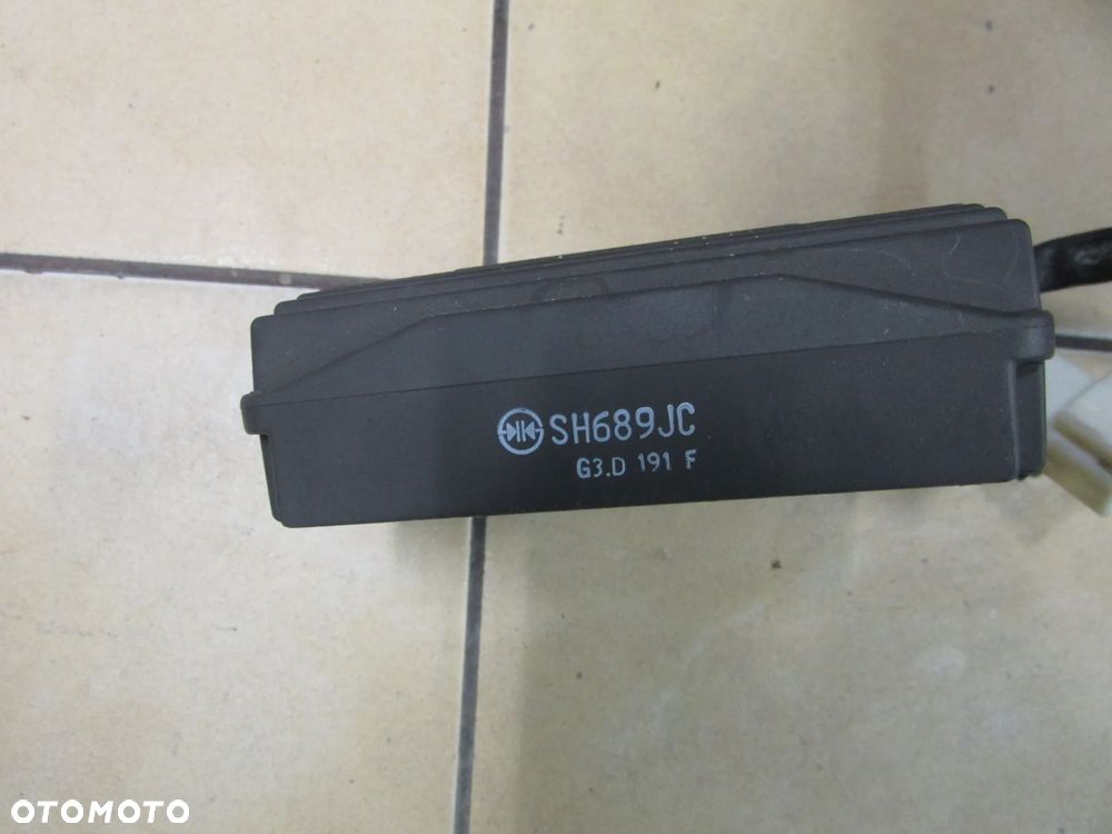 Vespa GTV 300 hpe 2024 regulator napiecia tylko 3400km - 3