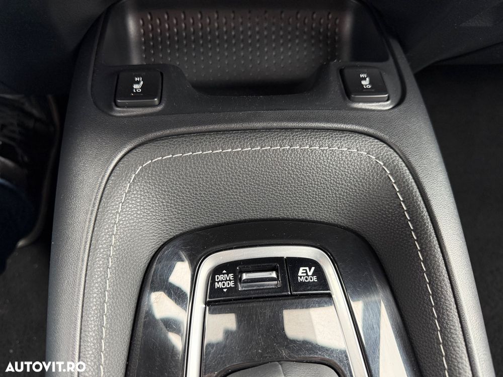 Toyota Corolla 1.8 HSD Exclusive interior Gri - 32