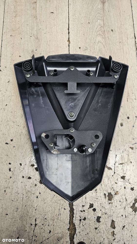 Nakładka siedzenia pasażera Yamaha YZF-R125 / R3 / R25 / MT-03 - 8