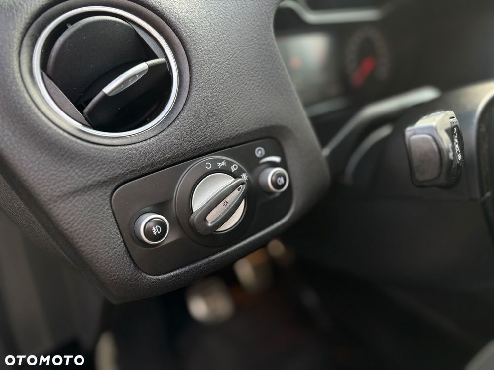 Ford Mondeo 2.0 EcoBoost Titanium S - 16