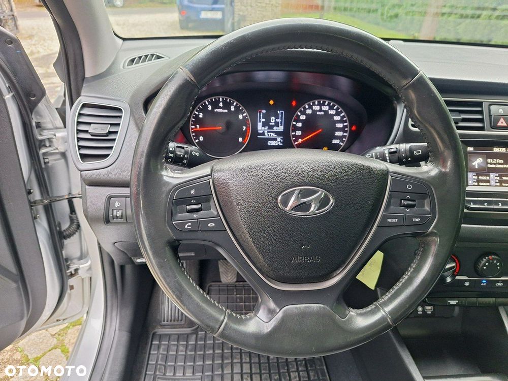Hyundai i20 1.2 BlueDrive Fresh - 10