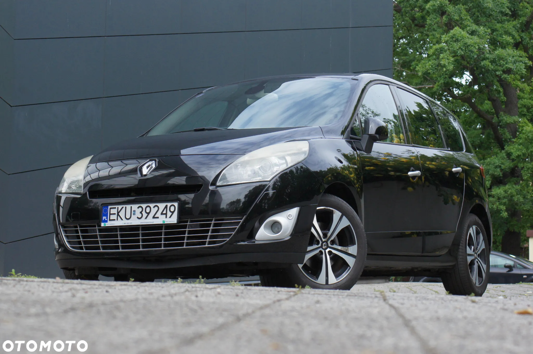 Renault Grand Scenic 2.0 16V 140 CVT Bose Edition - 8