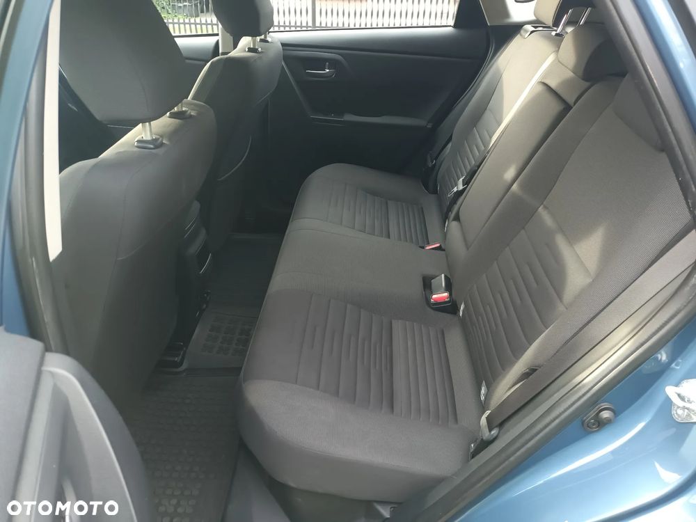 Toyota Auris Hybrid 135 Premium - 13