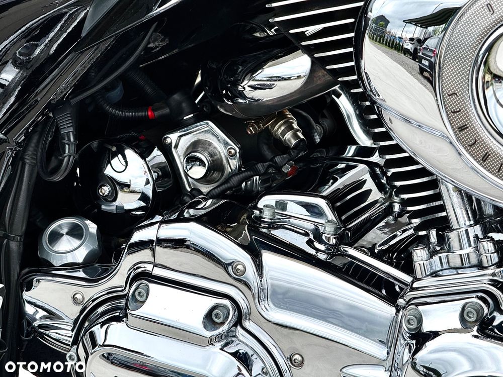 Harley-Davidson Touring Road King - 22