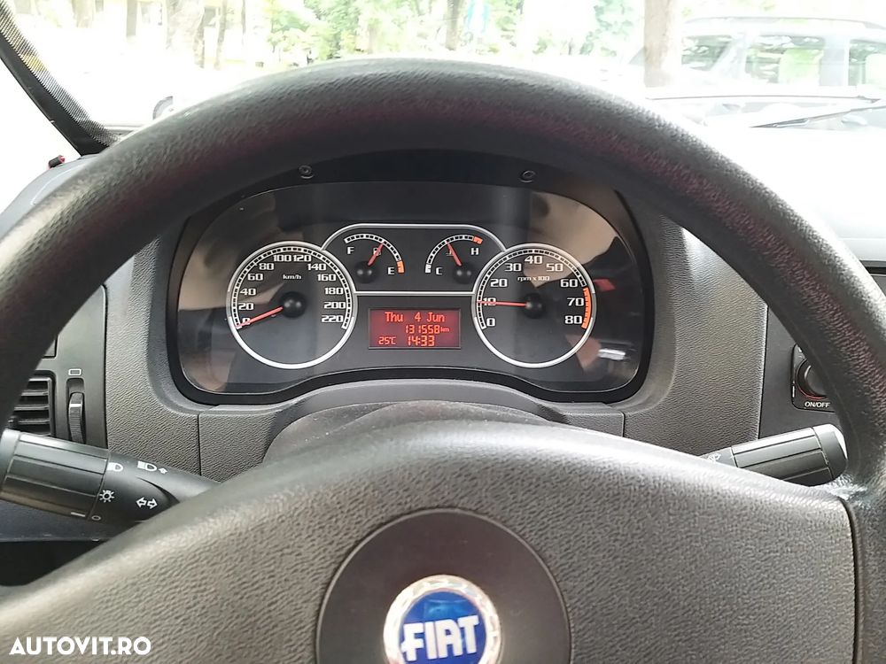 Fiat Albea 1.4 Dynamic - 4