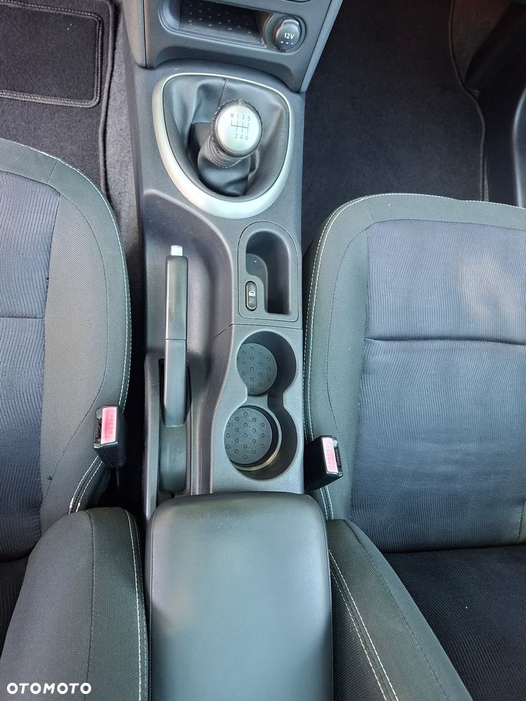 Nissan Qashqai - 21