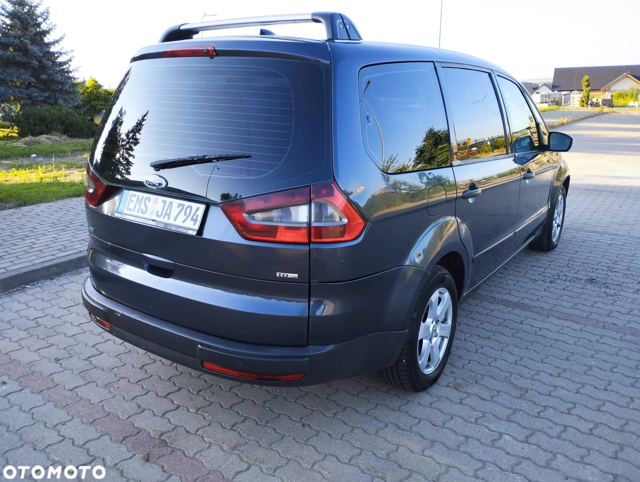 Ford Galaxy 2.0 TDCi DPF Ambiente - 4