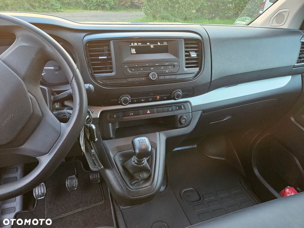 Opel Vivaro - 12