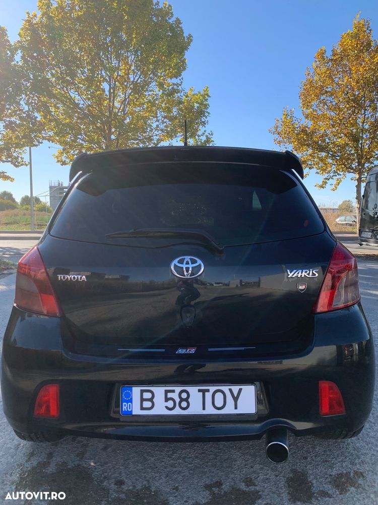 Toyota Yaris - 6