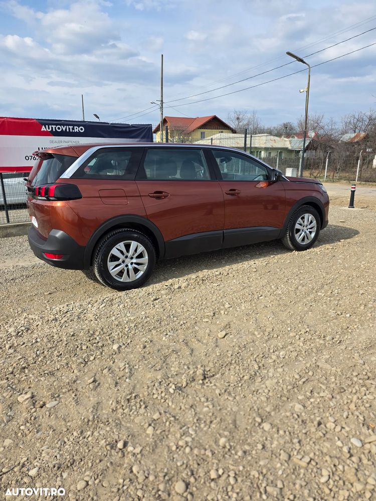 Peugeot 5008 - 30