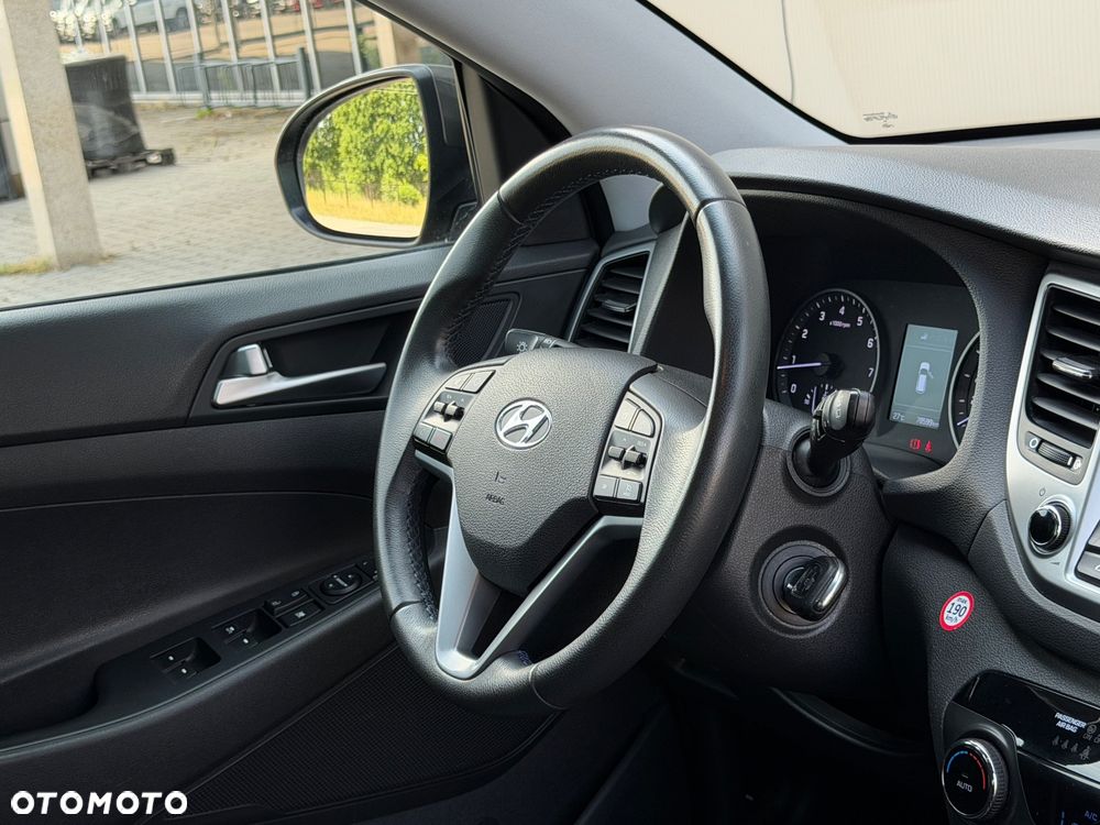 Hyundai Tucson 1.6 GDI BlueDrive Style 2WD - 11