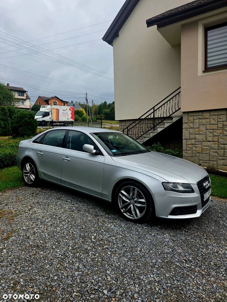 Audi A4 Limousine - 3